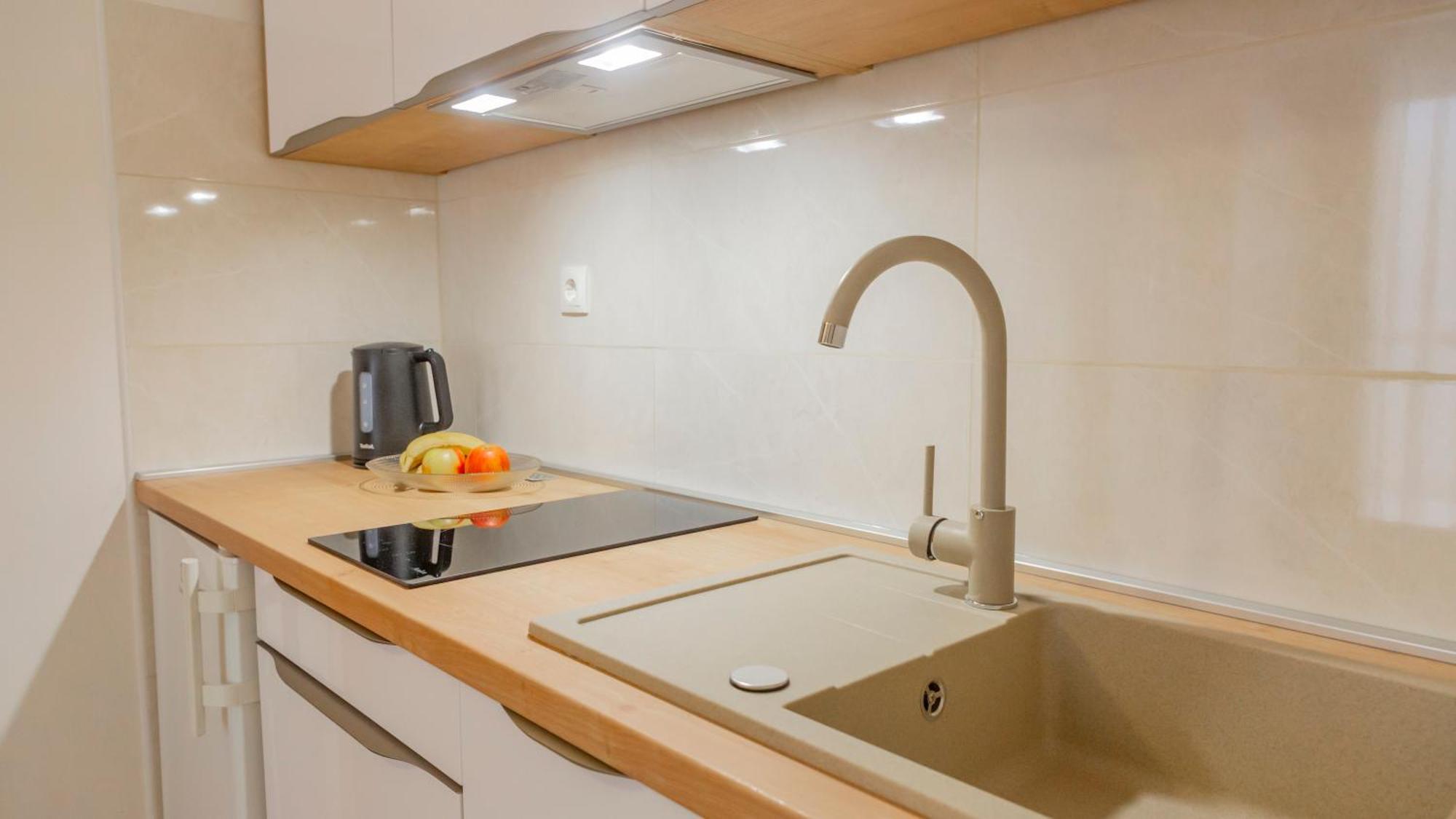 Baska Voda Apartments - Steps From The Beach, Free Parking, Central Location Exterior foto