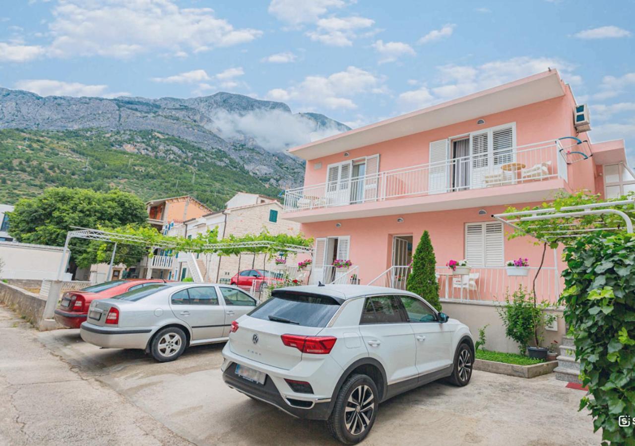 Baska Voda Apartments - Steps From The Beach, Free Parking, Central Location Exterior foto